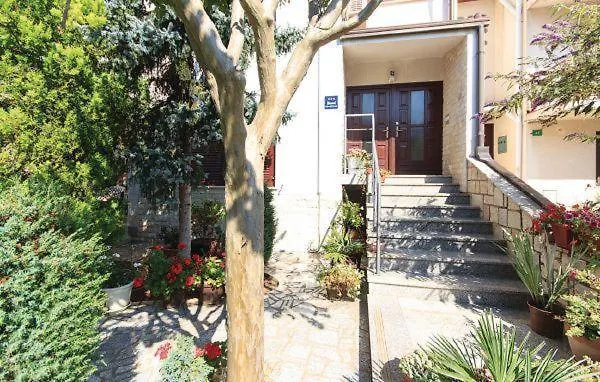 Apartment Helena Pula